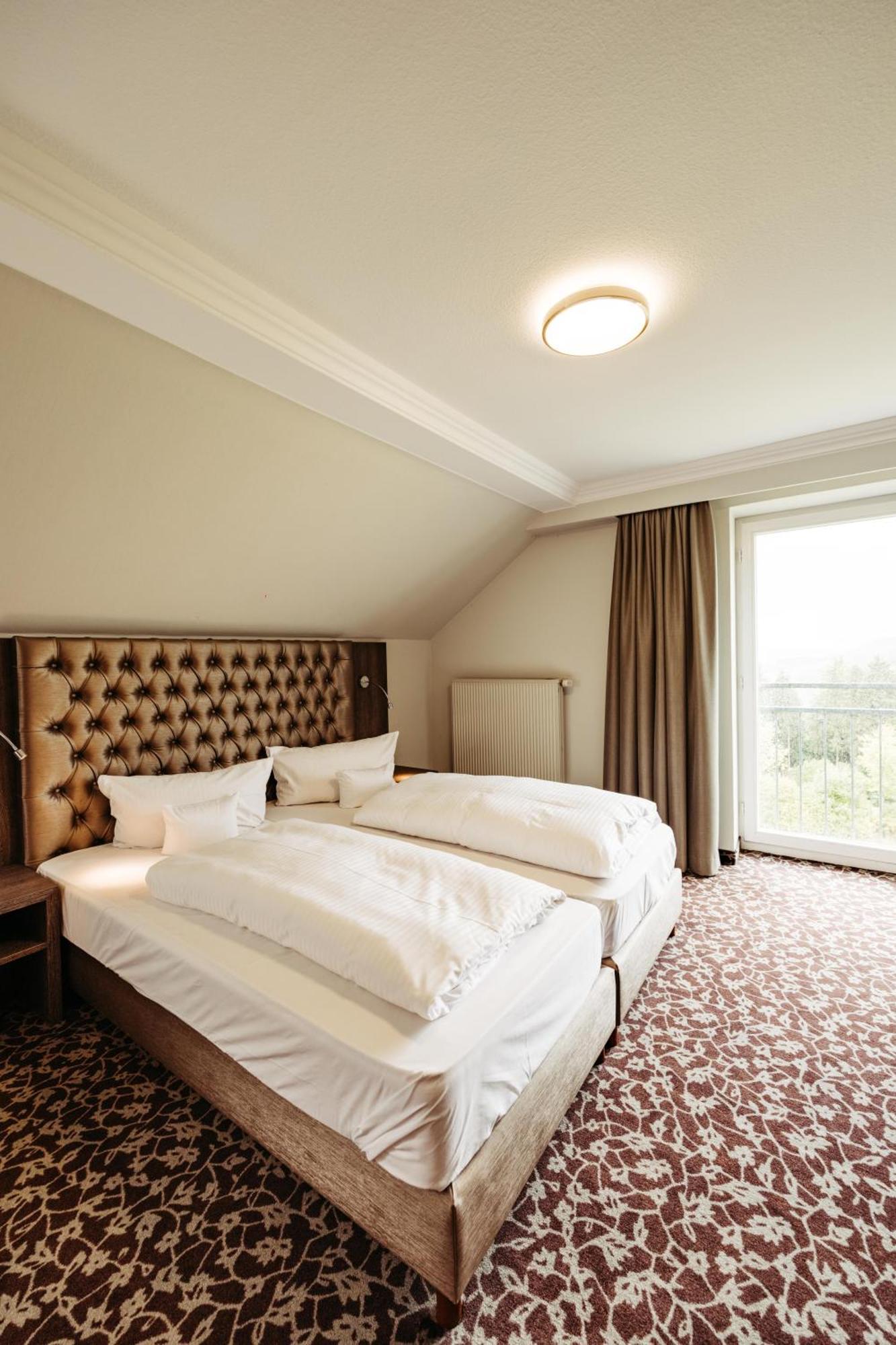 Berghotel Hoher Knochen Winterberg Rom bilde