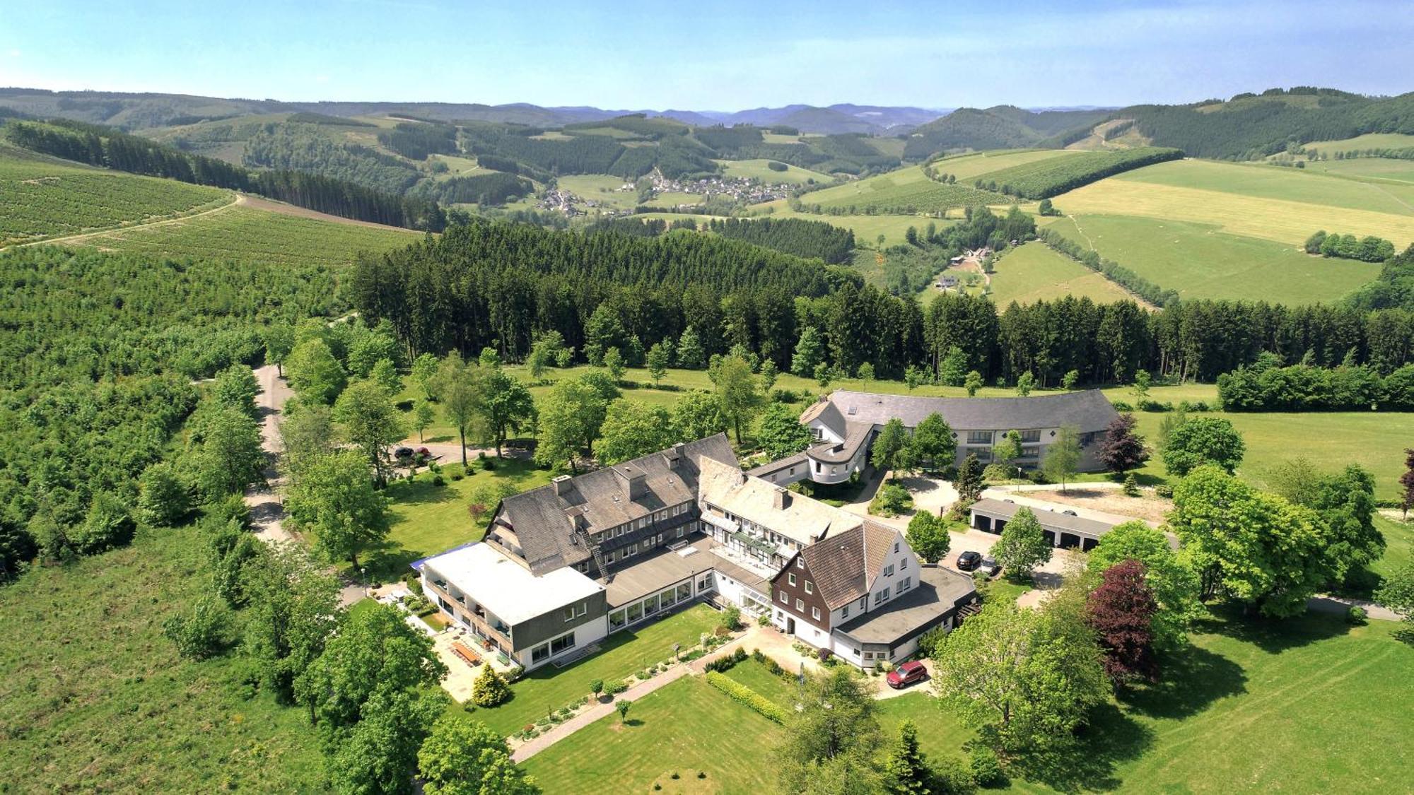 Berghotel Hoher Knochen Winterberg Eksteriør bilde